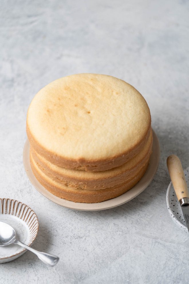 Prelighting a Body Double, a naked layer cake