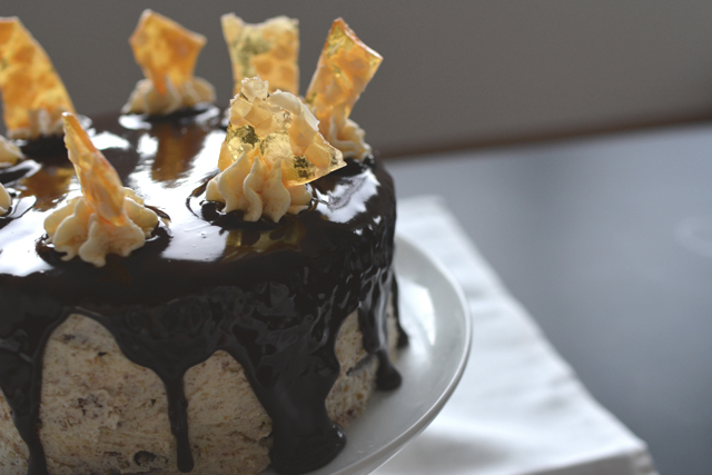 An image of blown out highlights on a ganache as an example of a common beginner food photography mistake. Example by Lauren Short of Food Photography Academy. 